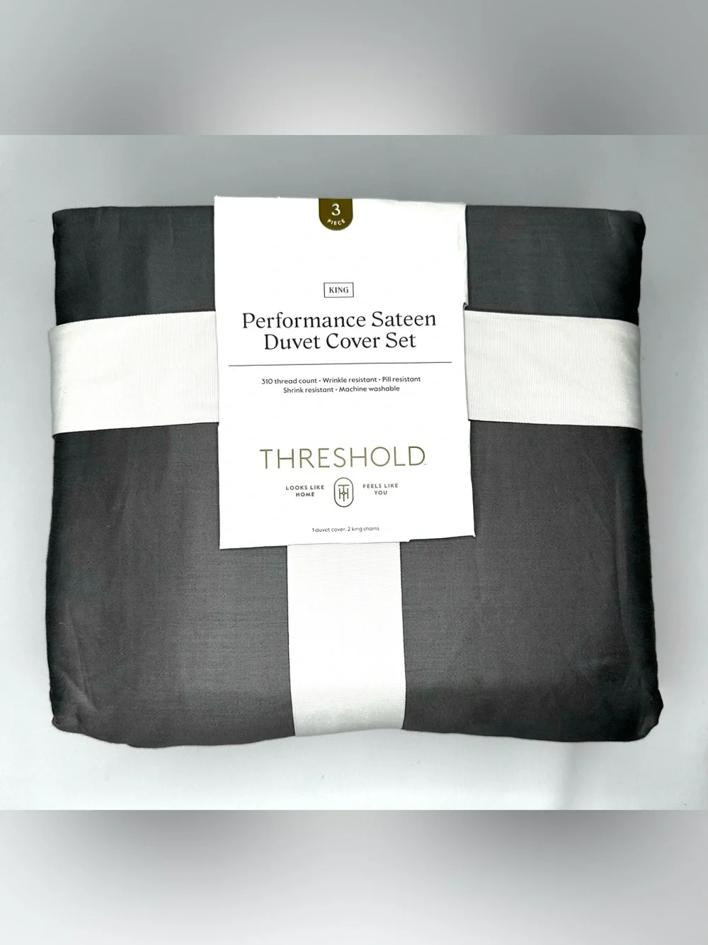 NWT Threshold Performance Sateen Duvet Cover Set Gray King Size